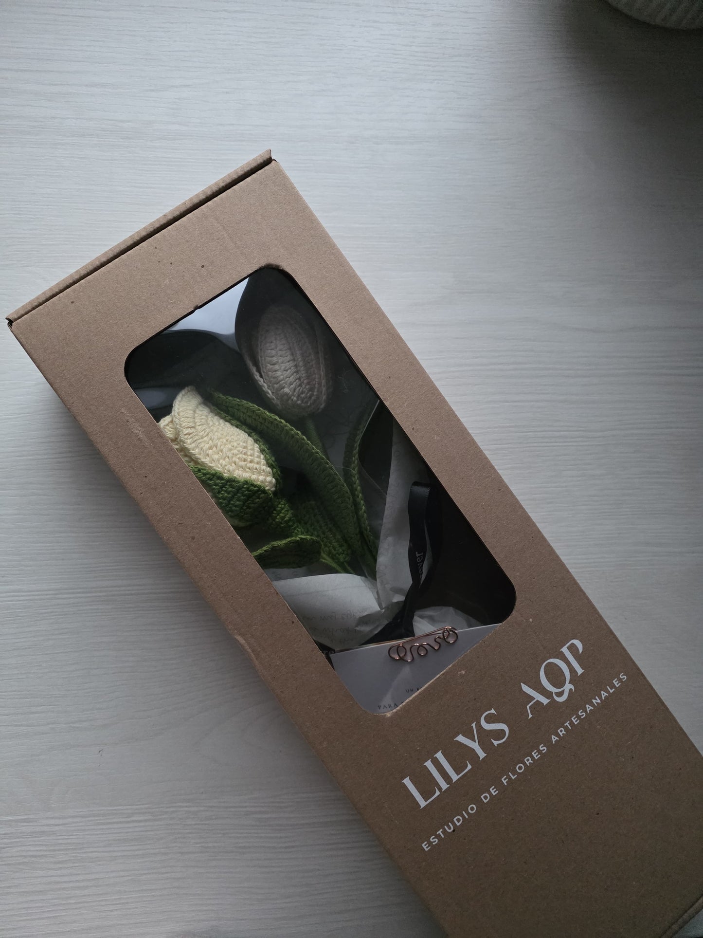 Cajita para flor individual (visor frontal)