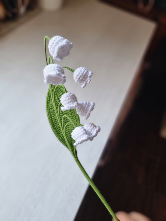 Lirios del Valle Tejido