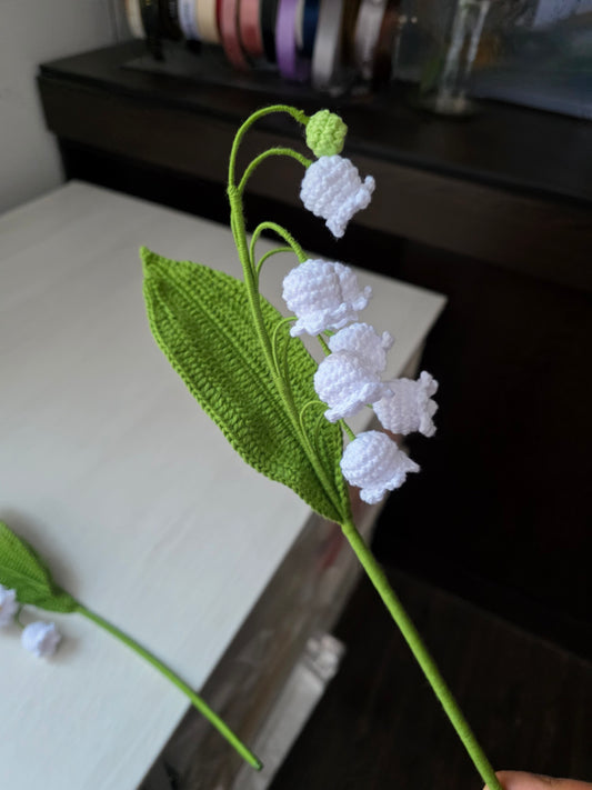 Lirios del Valle Tejido